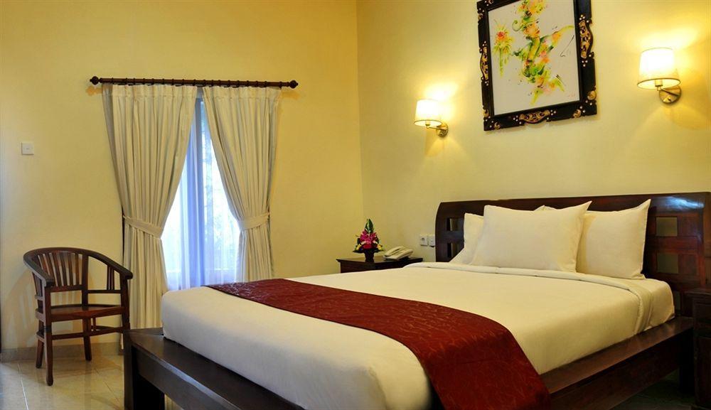 Puri Yuma Hotel Денпасар Экстерьер фото